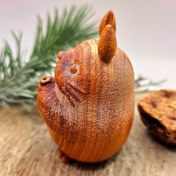 Nature Wood Carved Totora Decor Figure - Picture 5 of 10